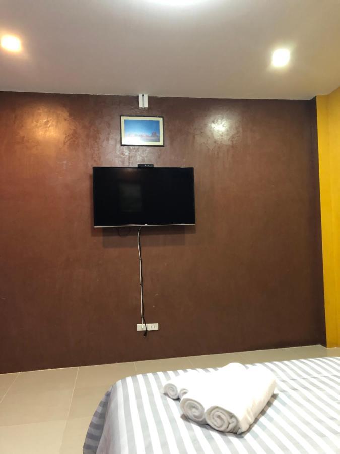 Nonthun 1 Hostel Khon Kaen Esterno foto
